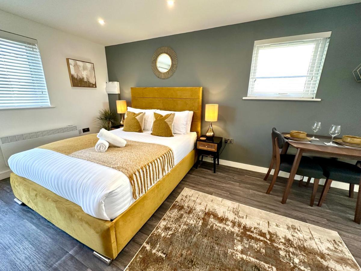 A Cozy Hideaway With Balcony - Close To Beach Bournemouth Exteriér fotografie